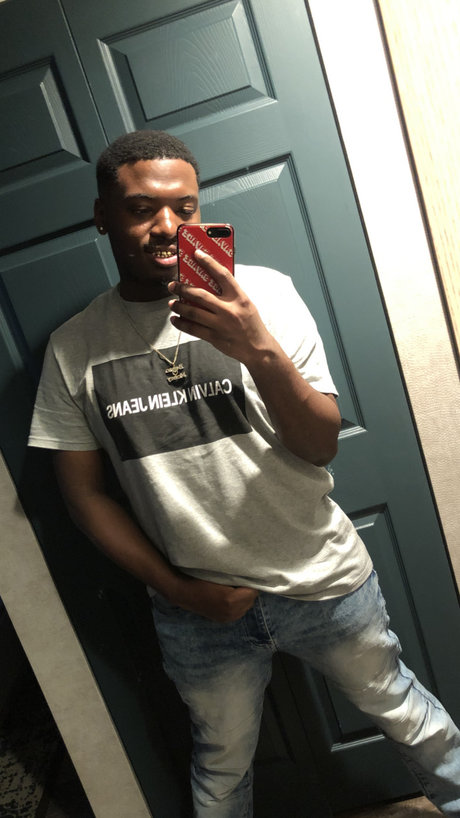 Papi Jay star du porno exclusive images