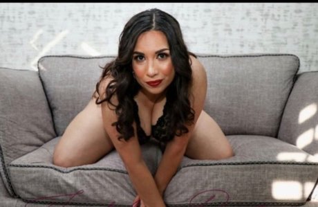 éjacule sur la langue onlyfans meilleur sexy des photos