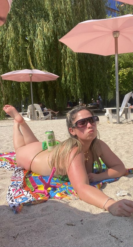 Samantha Ama modèle adulte photo