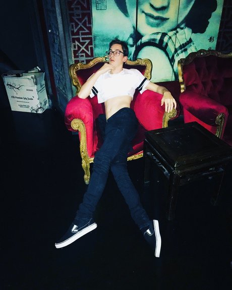 Sam Angel modèle de haute qualité photos