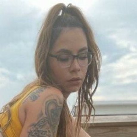 blahgigi star du porno de haute qualité image