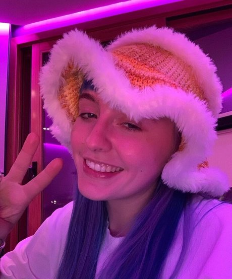 bbw épais uniquementfans assez nue des photos