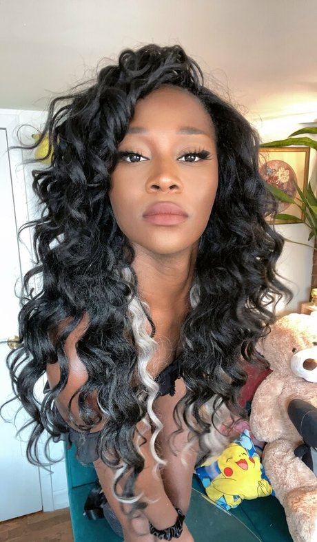 filles avec des bites onlyfans belle qualité des photos