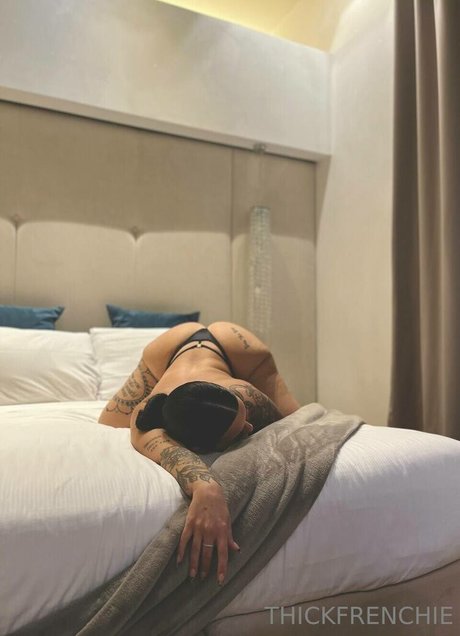 Thickfrenchie beau modèle photos