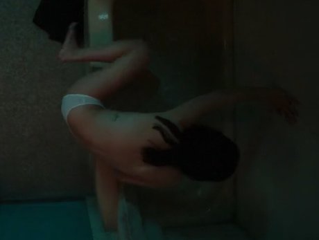 Rosa Salazar actrice artistique photo