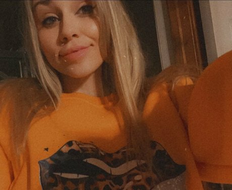 sassysloth étoile nue img