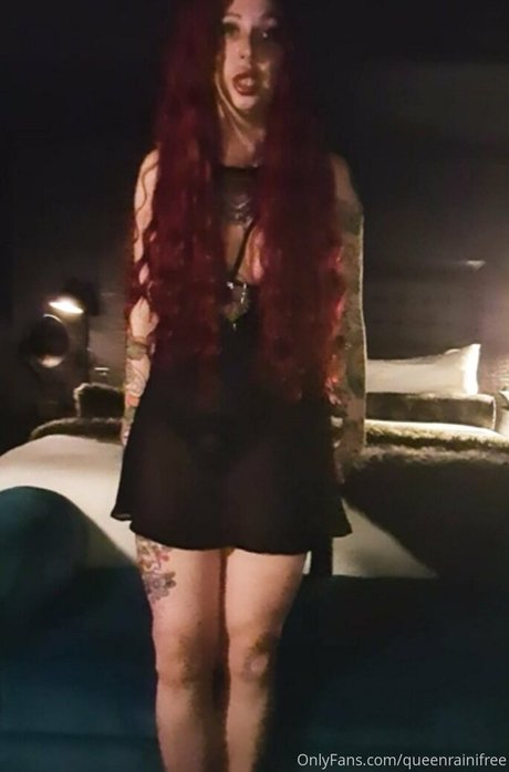 queenrainifree star du porno xxx archive