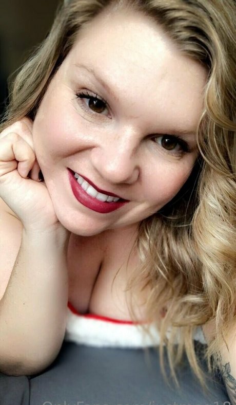 justmeg18 étoile hd photo