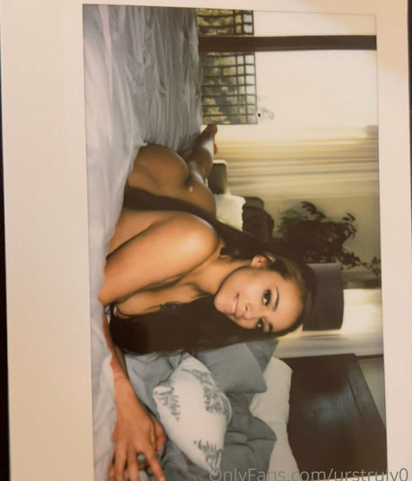 bubble butt onlyfans chaud de haute qualité image