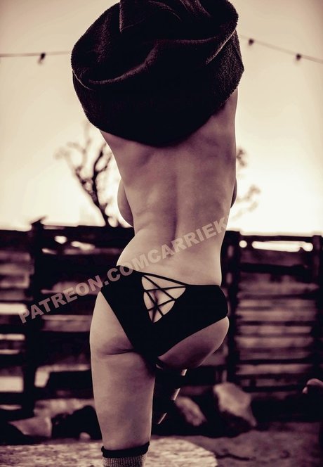 Carrie Keagan star du porno belle img