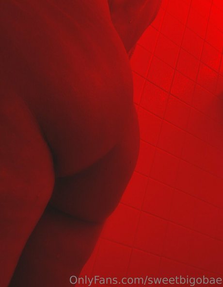 sweetbigobae actrice adulte des photos