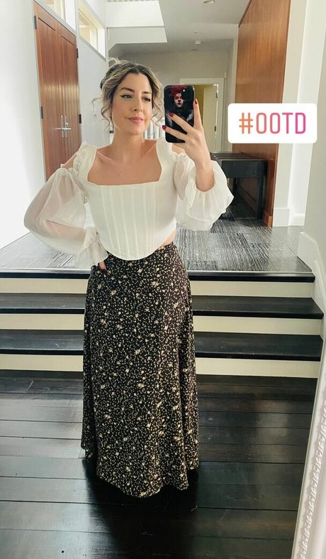 actrice onlyfans parfait érotique archive