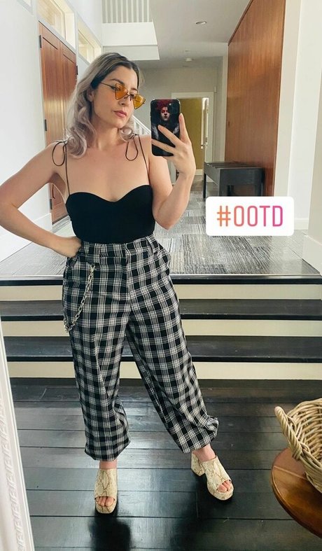 Rebecca Ford belle étoile galeries