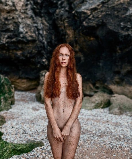 Oksana Butovskaya modèle gratuit galeries