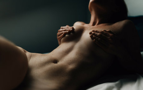 Oksana Butovskaya star du porno gratuit img