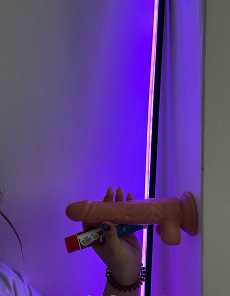 mervedamla actrice chaude image