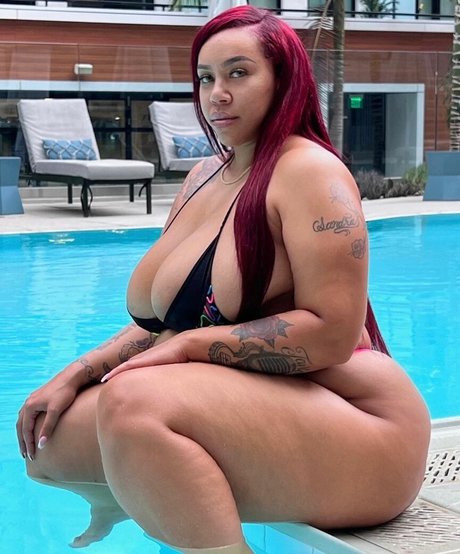 éjacule sur la langue onlyfans top jolie img