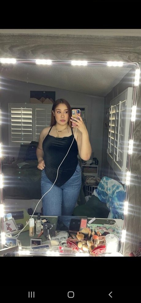 Kassbekillin actrice parfaite photos