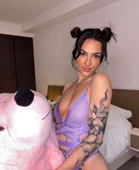 Miaxmon modèle chaud image