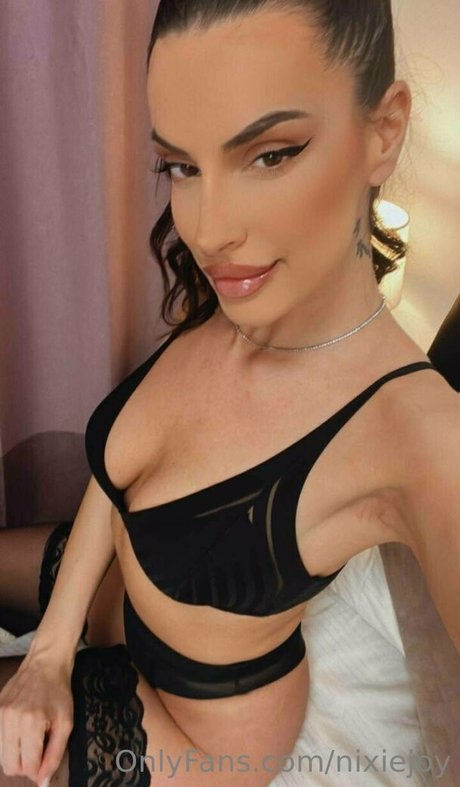 blonde aux gros seins onlyfans top pornographique des photos