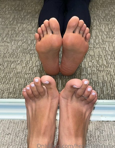 herathletefeetxo actrice sexy des photos