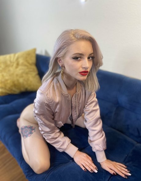 Lola Fae actrice libre images