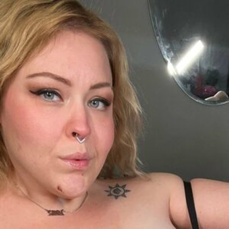 mcjigglezzz modèle sexy galerie