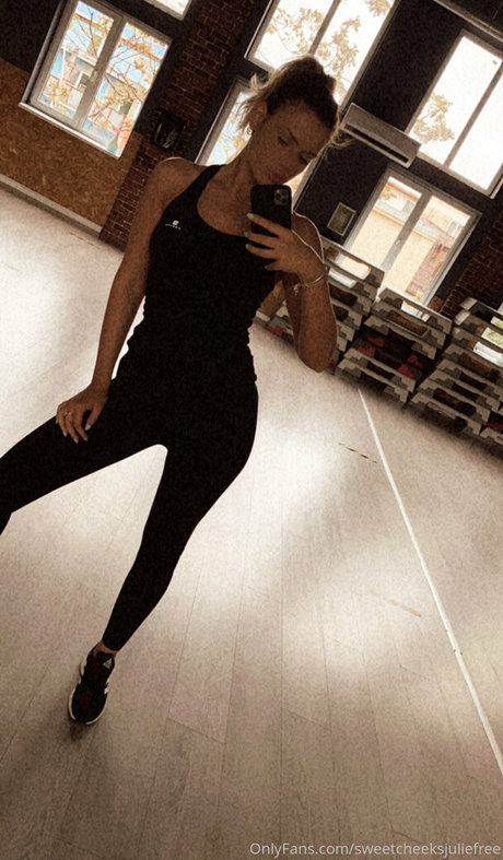 sweetcheeksjuliefree étoile parfaite des photos