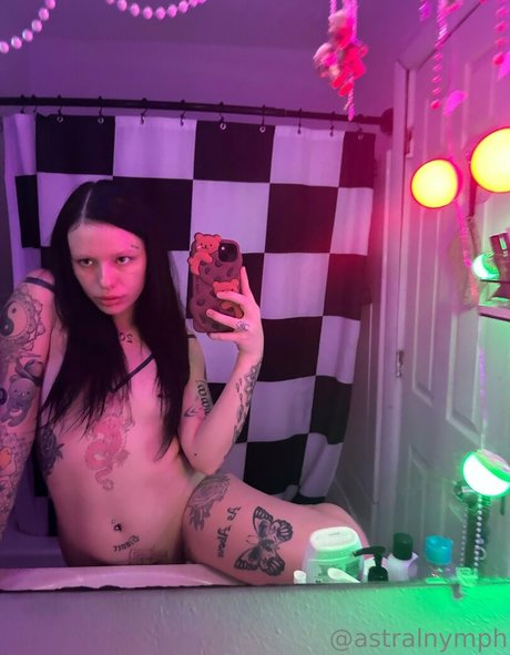 lolaslands star du porno nue img