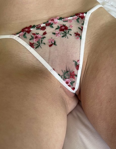 béance anale uniquementfans hd exclusif photos