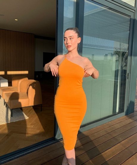 Effy Palarya actrice porno galeries