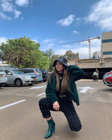 Effy Palarya meilleure star du porno images