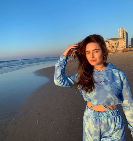 Effy Palarya star du sexe collection