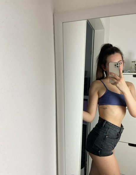 leyla free nus étoiles photos