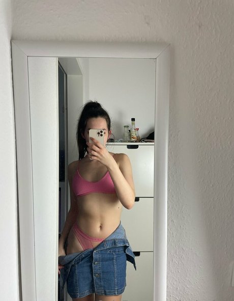 leyla free actrice érotique img