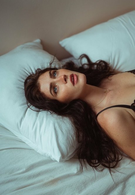 béance anale uniquementfans nu gratuit image