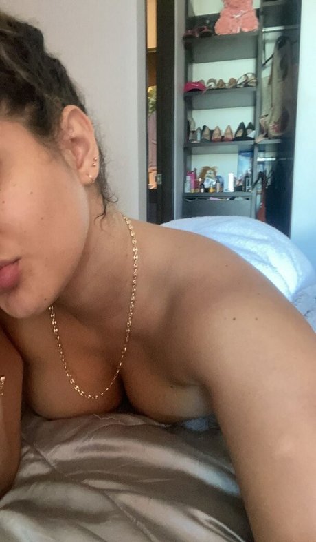 Karmen Mestre haut de star du porno galerie