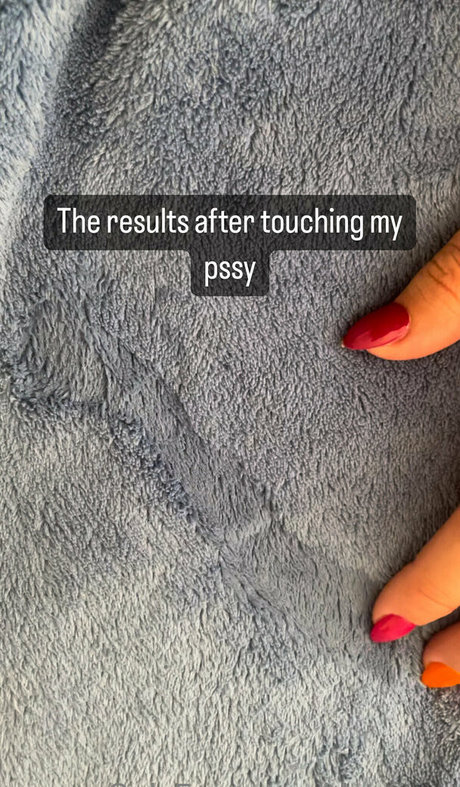 massage lesbien onlyfans nus parfaits image