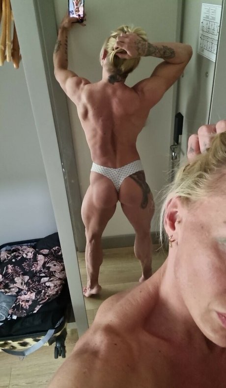 femme seulementfans pornographique de haute qualité images