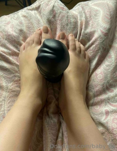 baby lia nus étoiles archive