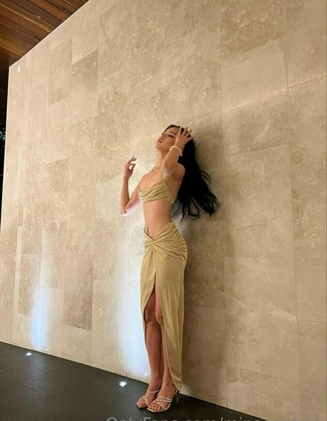 minaashfree mannequin photo