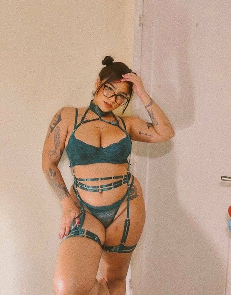 Kennya Raposo modèle joli galeries