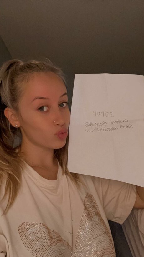 yourgirlfriendrose actrice de grande qualité image