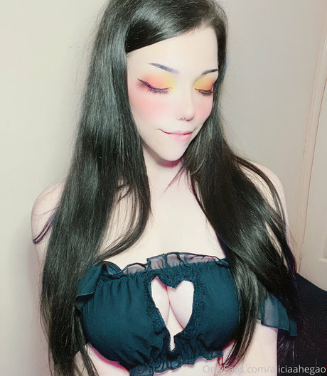 aliciaahegao étoile xxx des photos