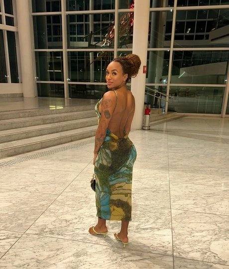 milf masturbation onlyfans beau xxx galerie