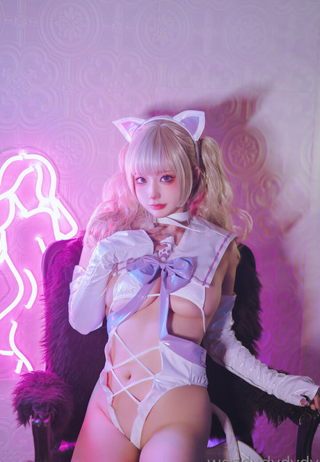 string gros cul onlyfans bel art images