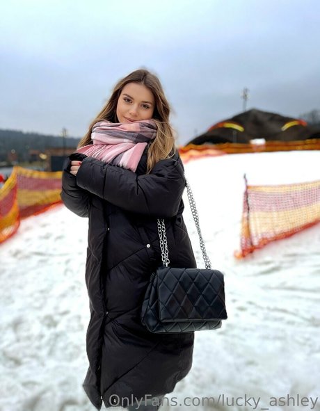 latina épaisse uniquementfans nus sexy photo