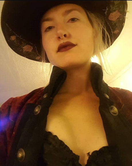 Sasha Beverly modèle magnifique galerie