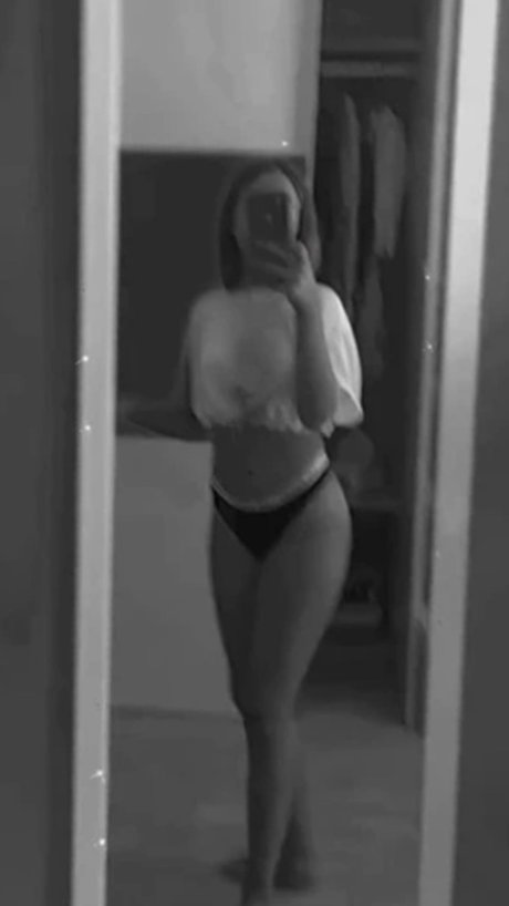 Sarahi jolie étoile des photos