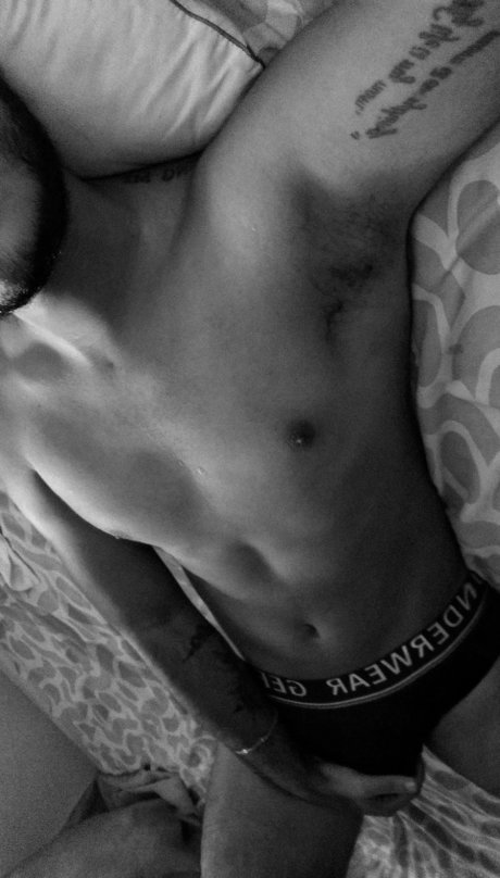 Santiago Ram n Chaux beau modèle img